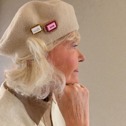 Broche Word Grand modèle - Sélection Mary Victoire et Cie