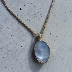 Collier Scarabée Nacre grise - Maison Gas Bijoux